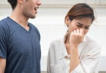 Mal aliento o Halitosis. Causas y cómo evitarlo. (Clínica Mayo. Medline Plus)